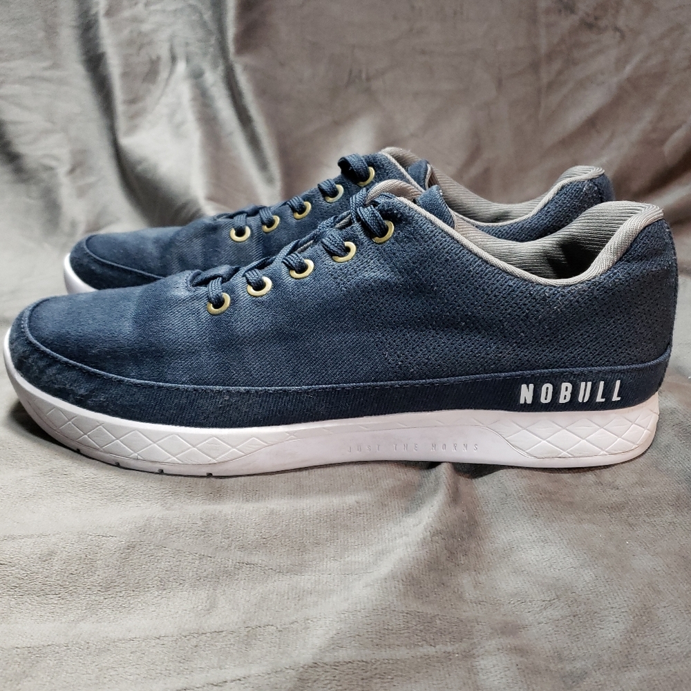 NOBULL Size 9 Women’s / 7.5 Men’s
